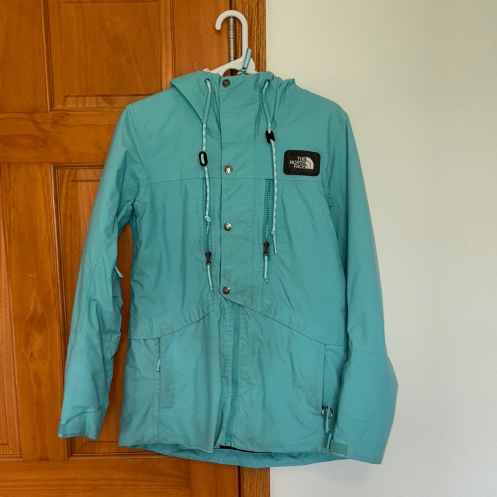 The North Face Blue Ski Jacket Lightweight Snow Gear